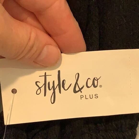 NWT Style & Co Black Top Crochet 1X PLUS SIZE - Picture 4 of 8